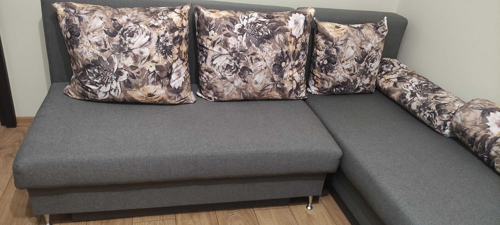 Продавам Ъглов Диван 210/150