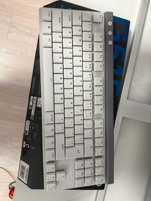Tastatura gaming Logitech G515 Lightspeed TKL (wireless)