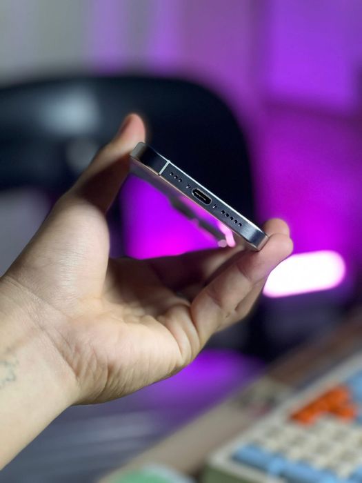 iPhone 15 PRO impecabil