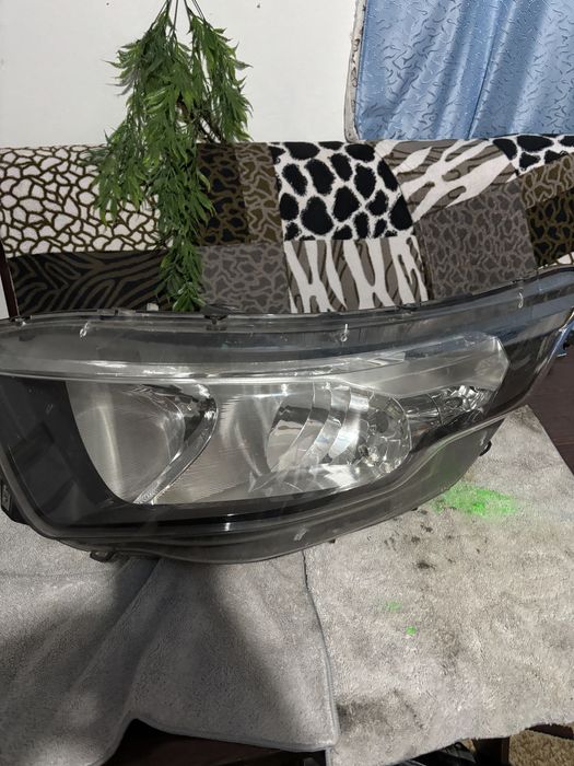 Far stanga Iveco an 2014-2019 original