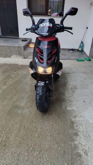 Scuter Aprilia  motor de 49