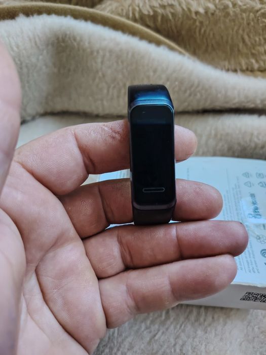 Vând ceas Huawei watch band 4
