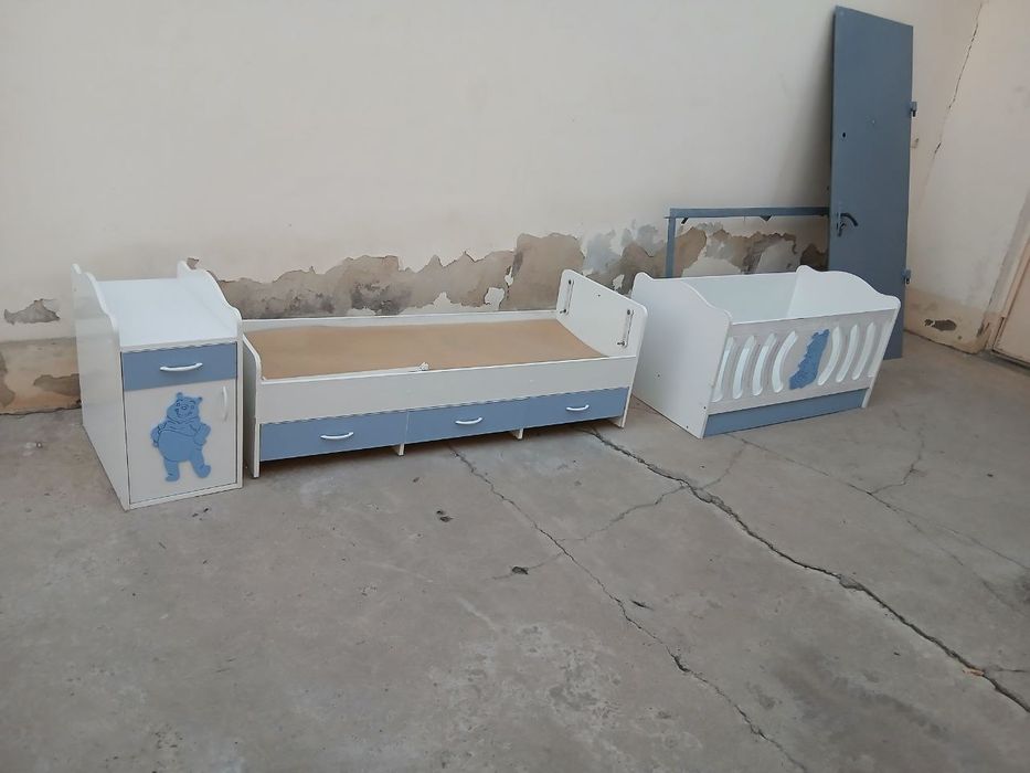 Продаю детски кравать и шкаф