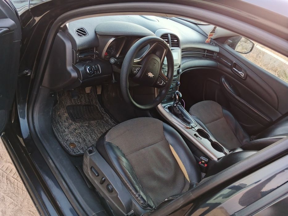 Malibu 1 sotiladi 8500