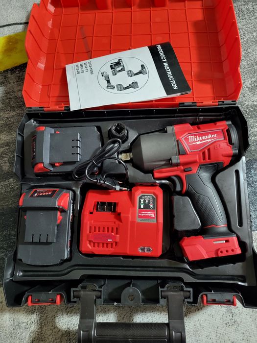 Гайковёрт электроинструмен