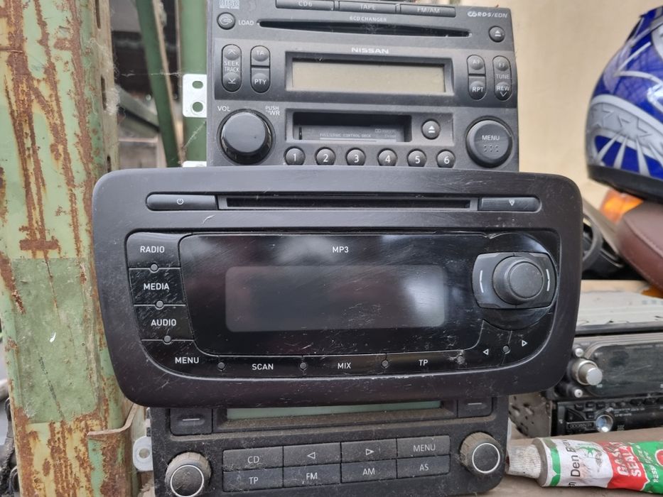 CD player, casetofon ford fiesta , Nissan,  seat ibiza