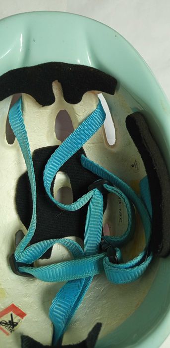 Детска каска FROZEN