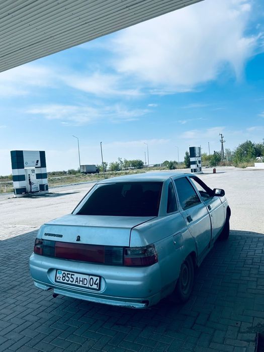 Продам машину 2110