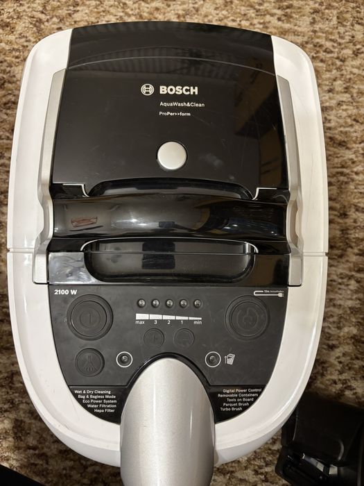 Прахосмукачка Bosh BDW421 Pro за сухо и мокро