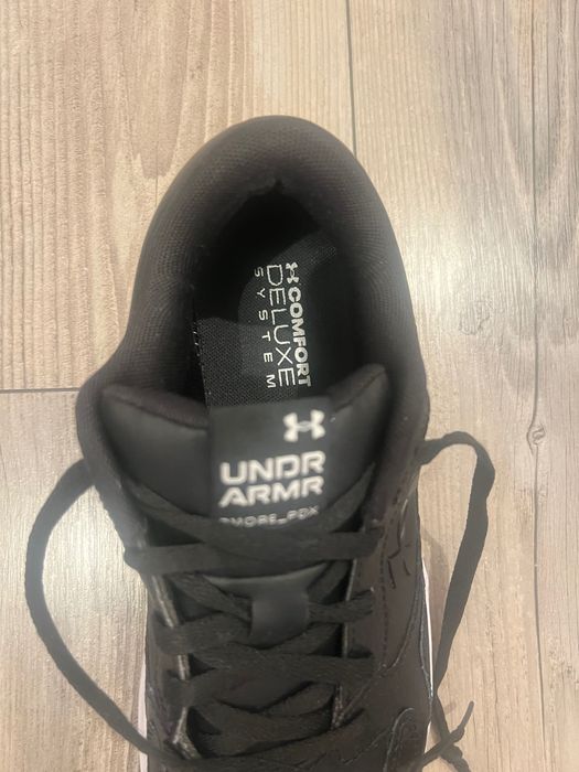 Оригинални мъжки обувки Under Armour – отлично състояние