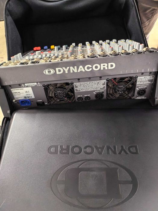 Vând mixer Dynacord PM 600-3 , 2x1000 watti.