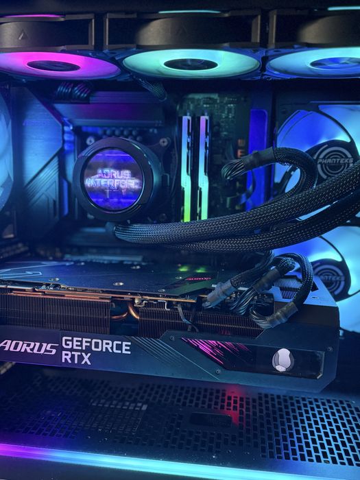 Геймърски компютър/ I9 12900KS/Водно/64GB/RTX 3090 24GB/2TB SSD