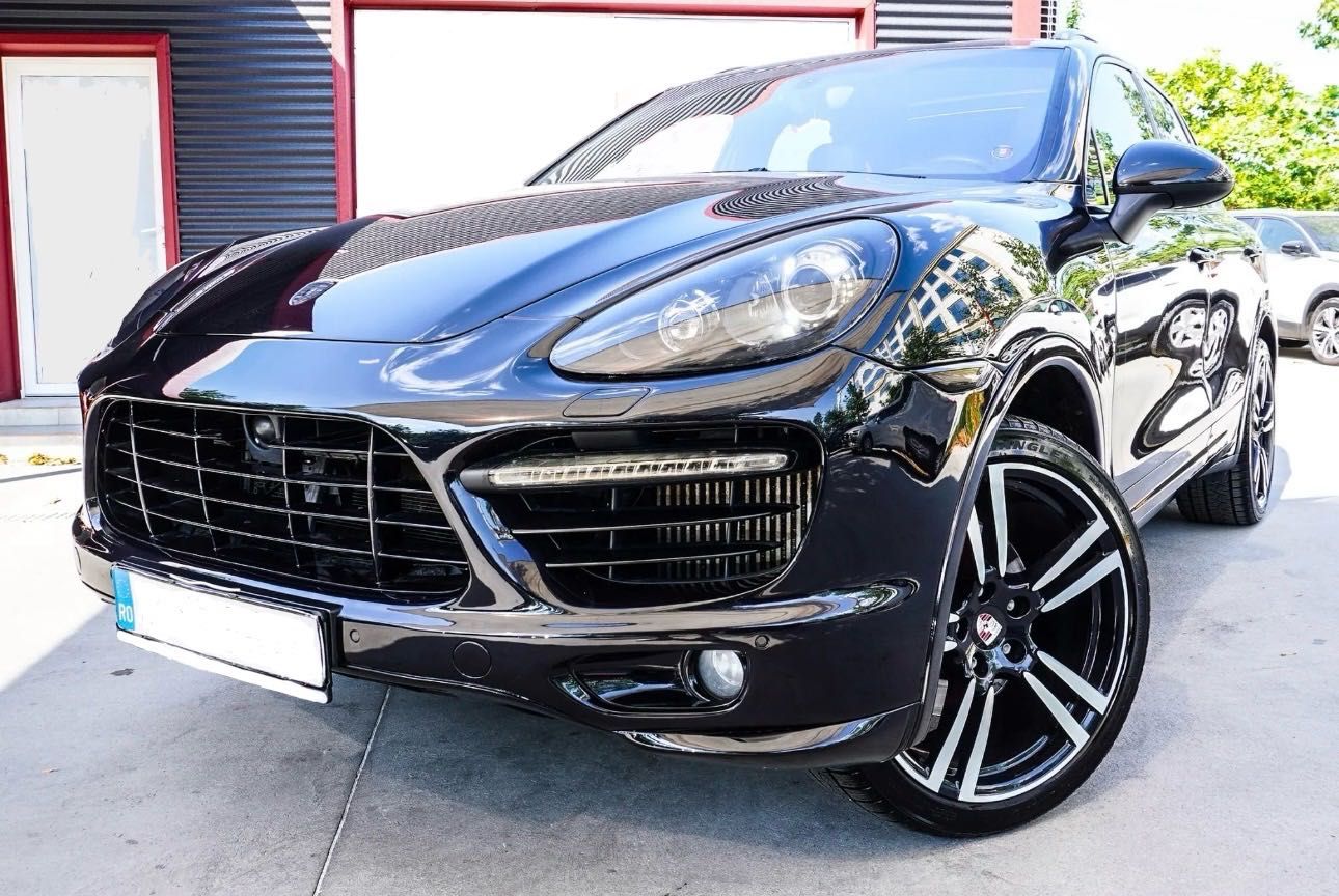 Porsche Cayenne 3.0 L V6 MODEL UNICAT! EXTRAFULL!
