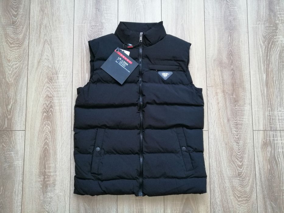 Prada мъжки елек в черен и матов цвят S M L XL