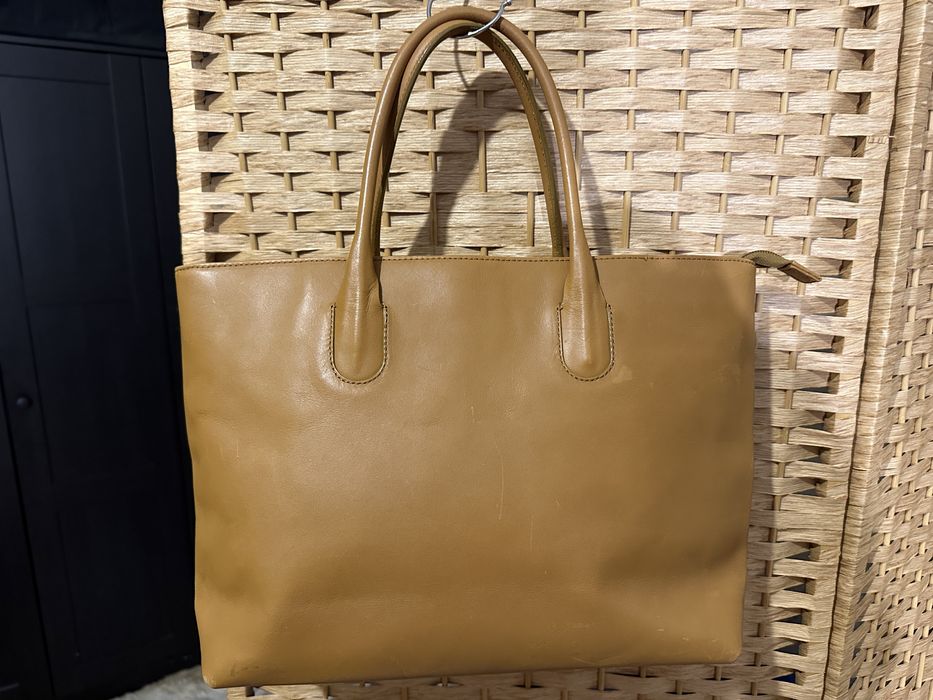 Кожаная сумка трендовая