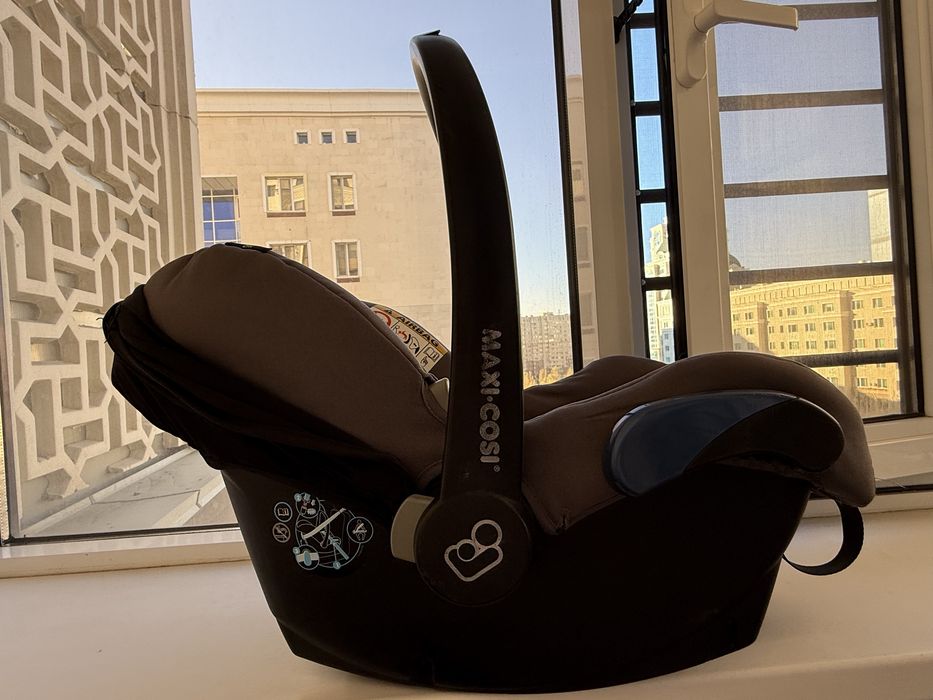 Автолюлька Maxi Cosi city