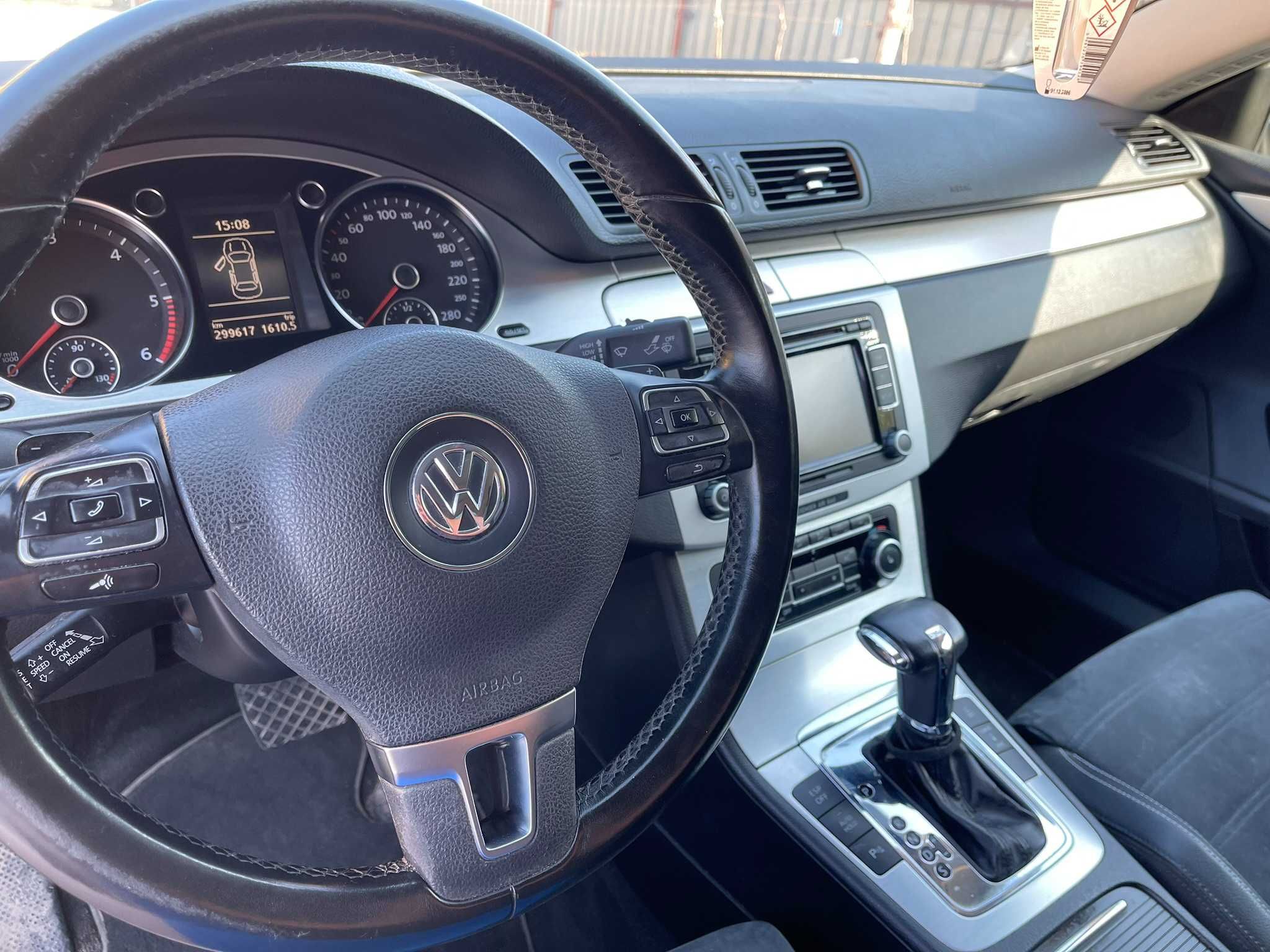 Vând Passat CC 2.0 TDI 177 CP!