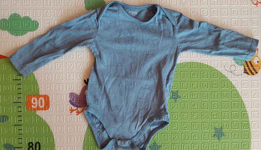 Lot 6 body cu mânecă lunga mărimea 68 3-6 luni