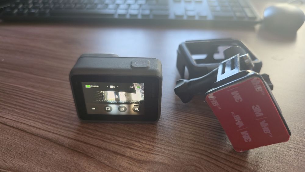 GoPro Silver 7 app noua + suport