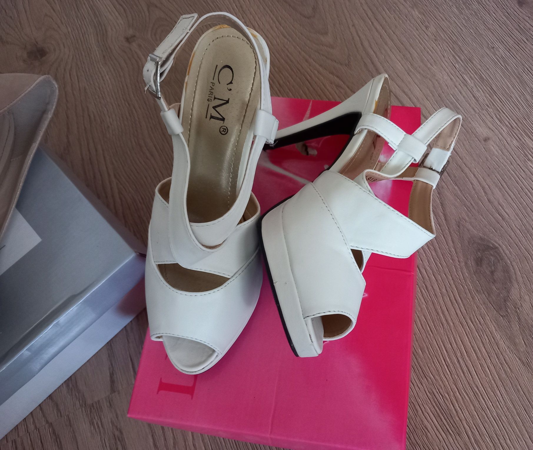 Lot pantofi/ sandale elegante dama 38