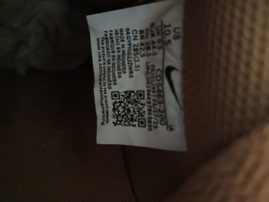 Маратонки Nike 45