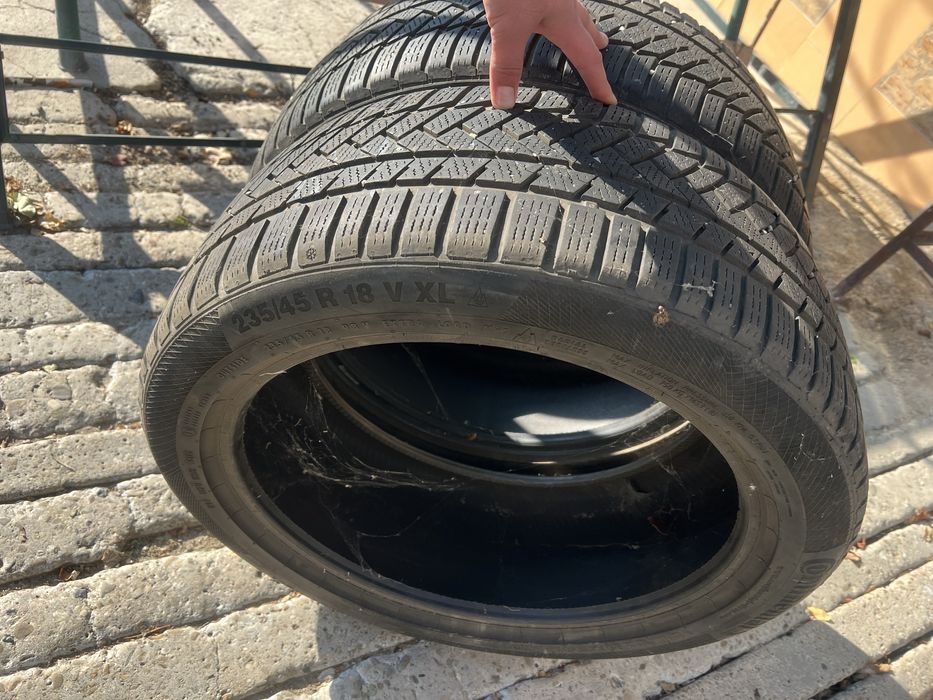 Anvelope Continental  235 45 R18