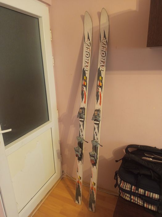 Skiuri tyrolia 195 cm