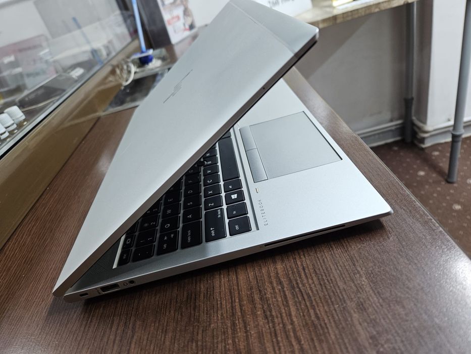 Laptop hp elitebook g7 i7