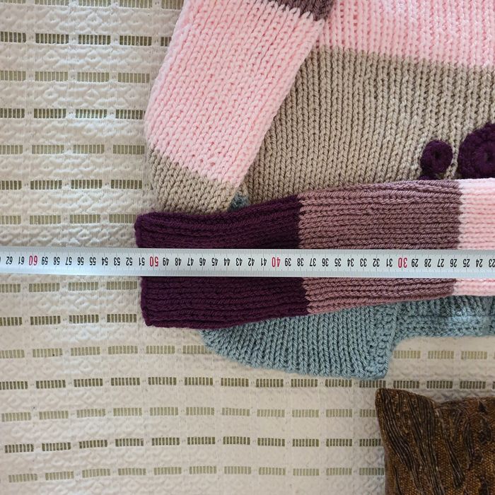 Дамски плетен пуловер