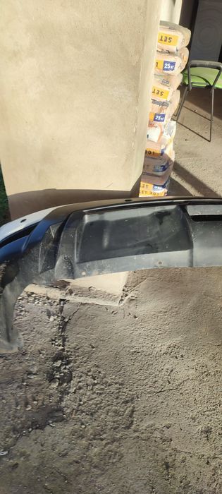 Бампер задний б/у