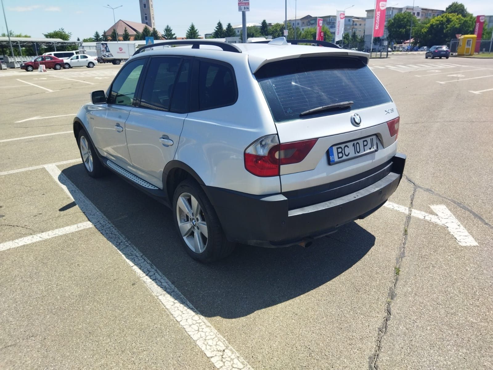 Se vinde BMW X3 E83