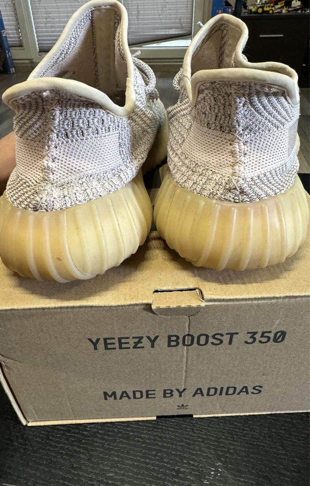 Adidas Yeezy Synth Reflective