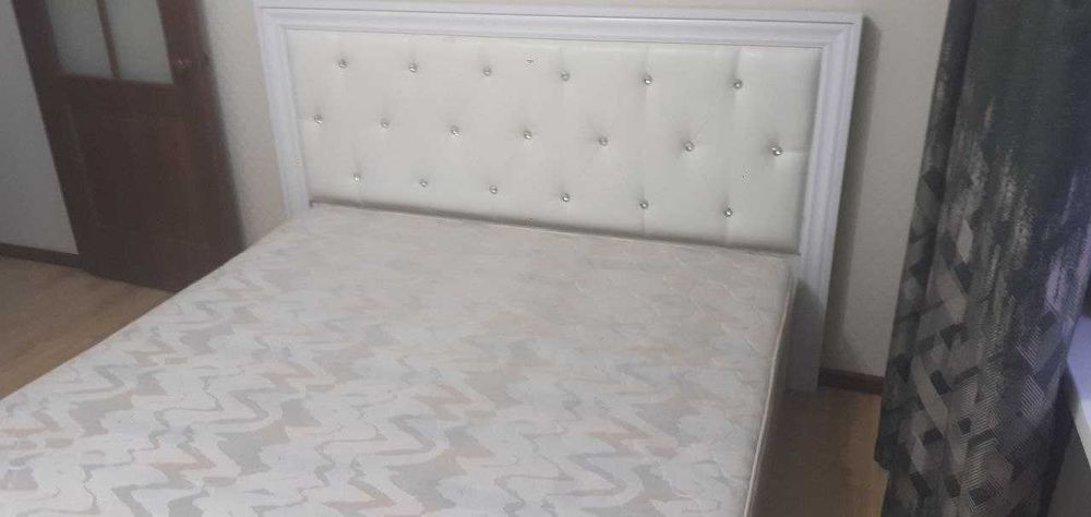 Кровать двухспальная 160х200 см.