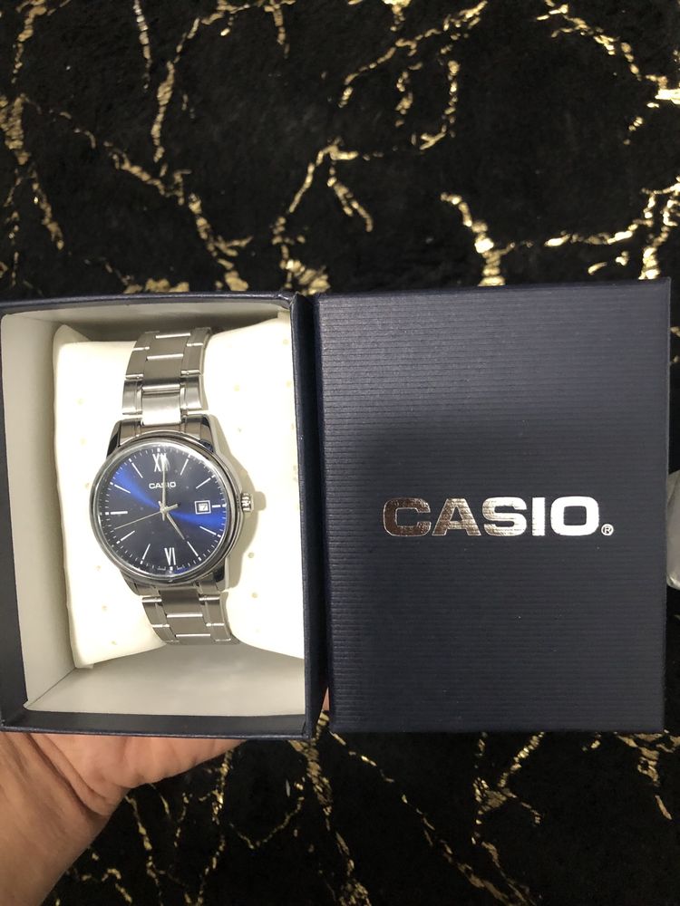 Casio MTP-V002D-2B3