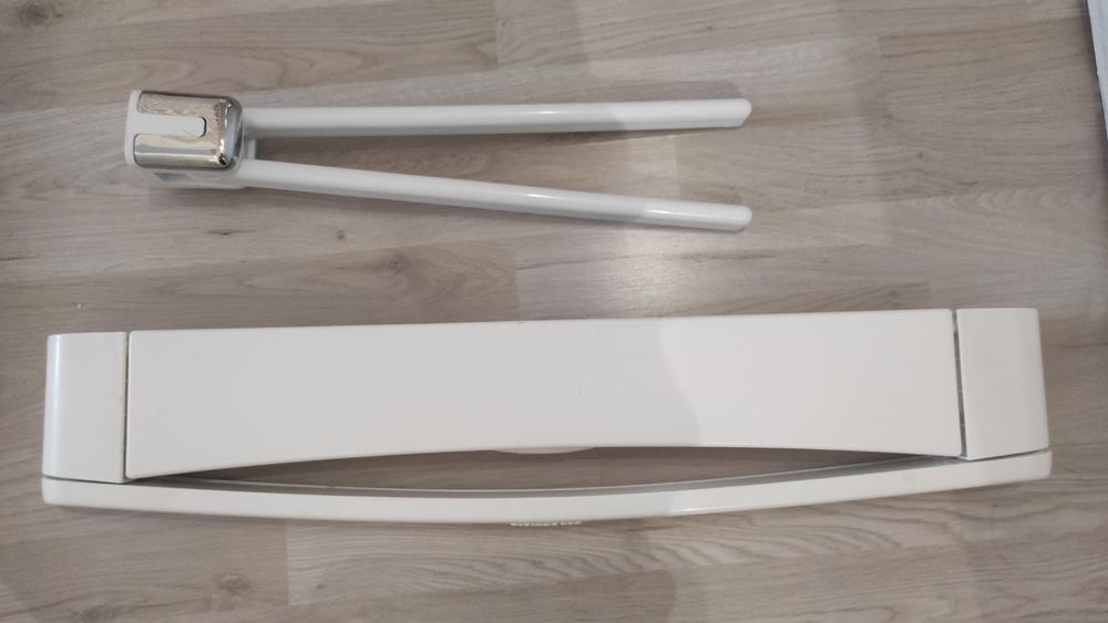 Uscator rufe de perete