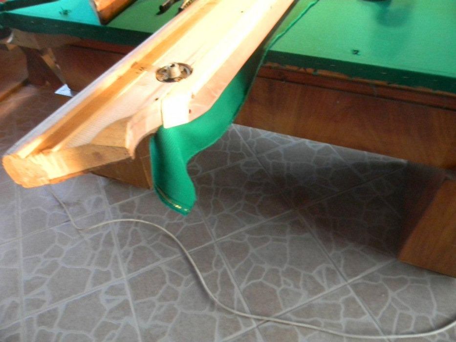 reconditionare masa de biliard / schimbam postav biliard uzat