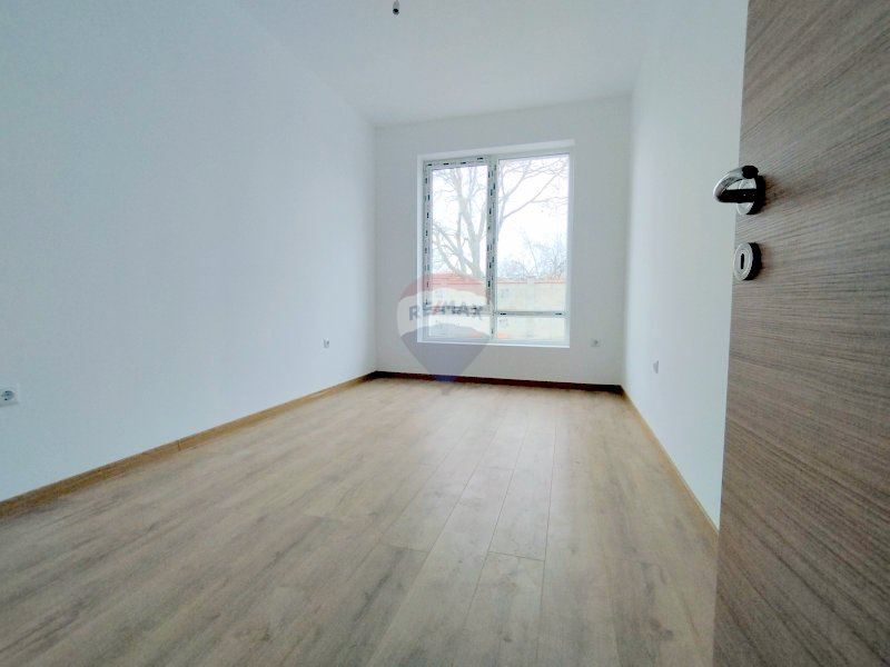 Селска къща за продажба в село Баново, обл. Варна, ТЕ