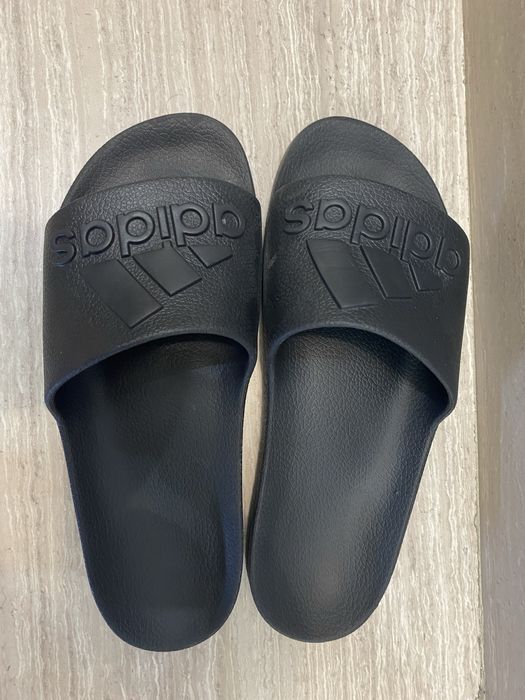 Slapi adidas marime 43