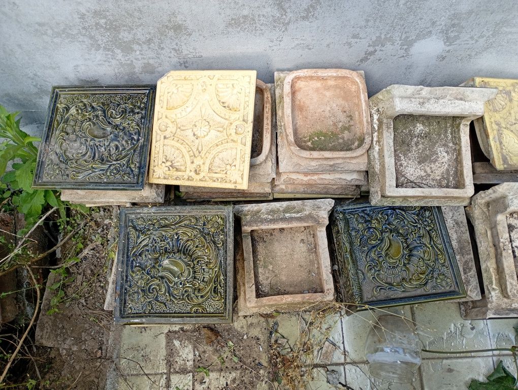 Продавам Кахлени плочки