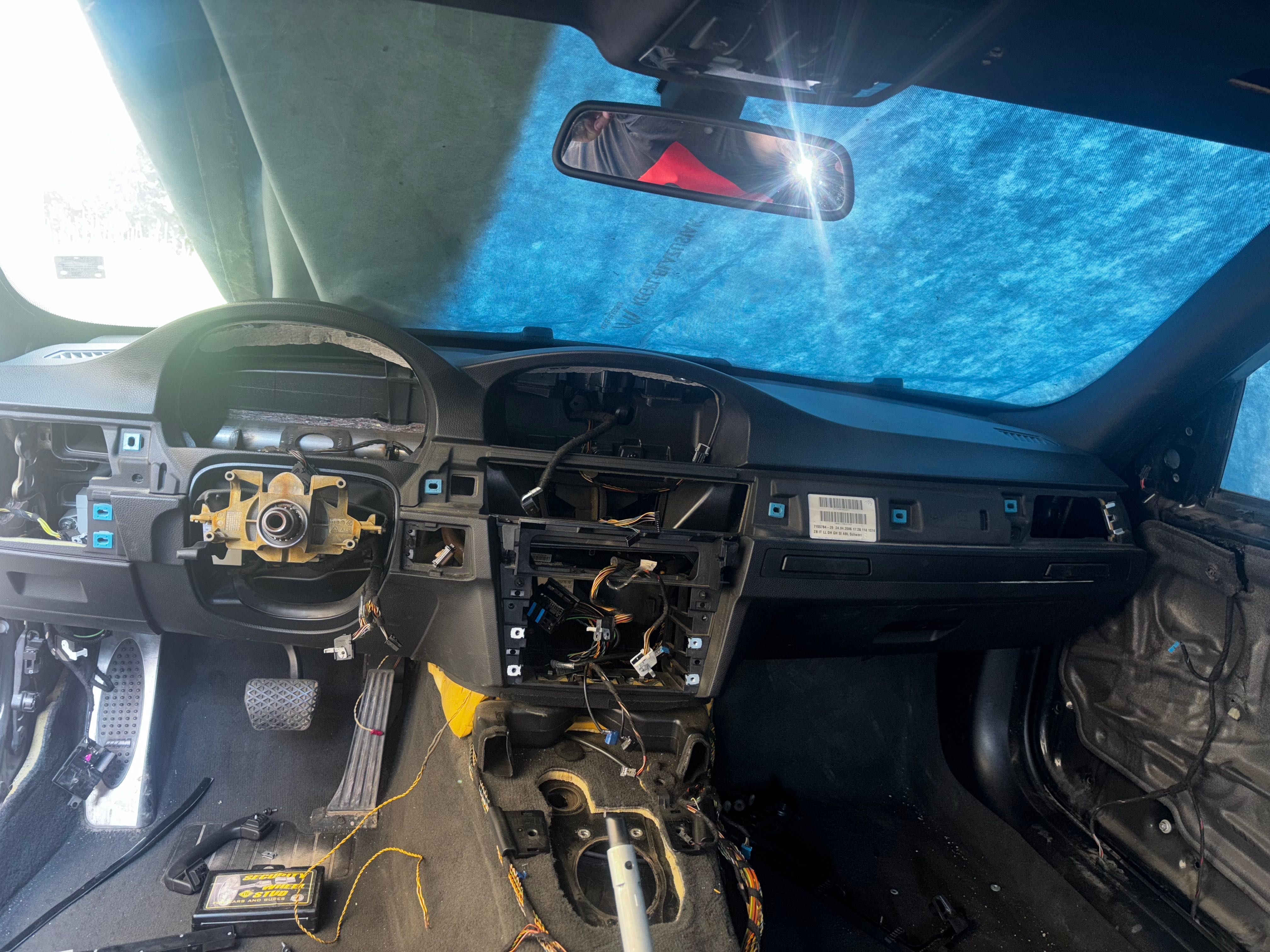 табло с cup holders и навигация за е90/91
