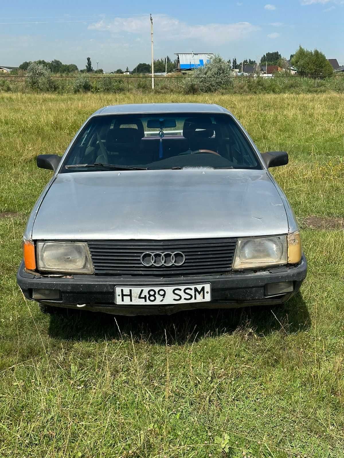 Продаю  Ауди 100