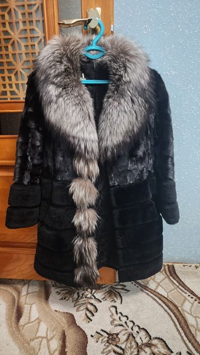 Пальто норка. Хорошего качества