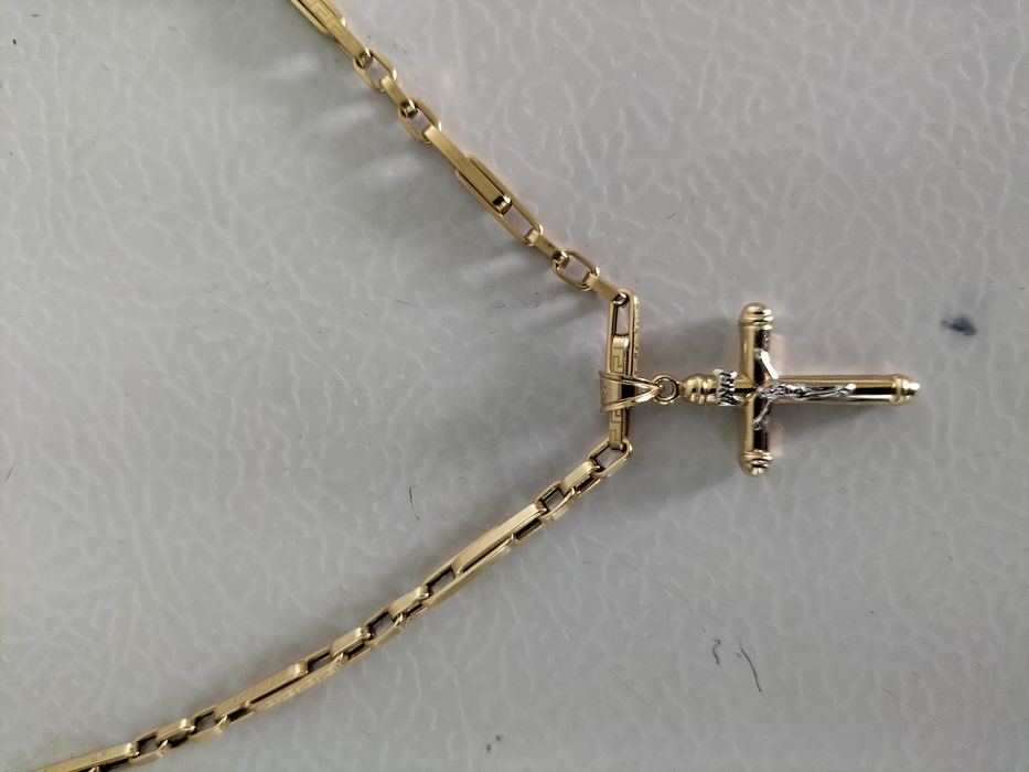 Vand lanț aur bărbătesc.