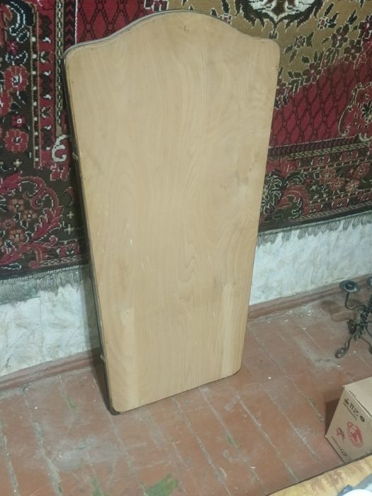 Отдам бесплатно зеркало от трюмо