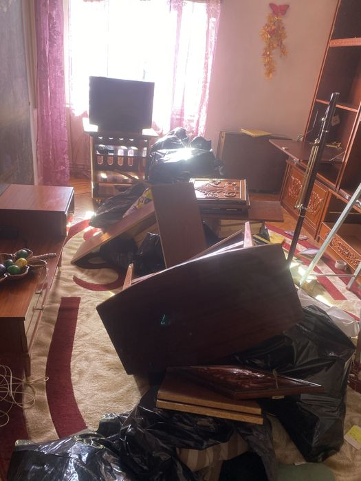 Debarasam apartamente