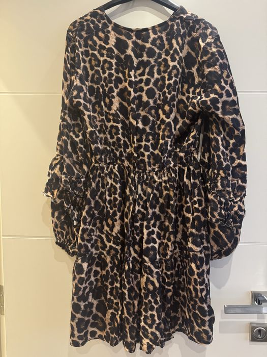 Официална рокля