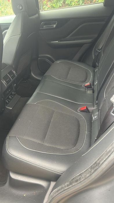 Jaguar F-Pace 2.0 R Sport