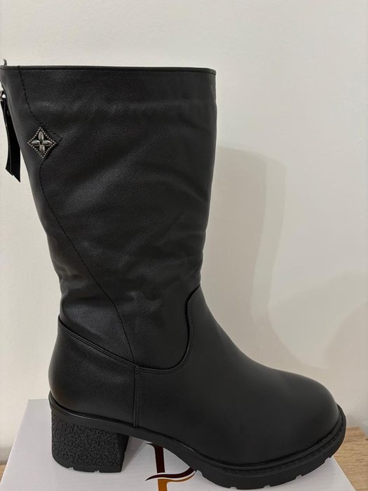 Сапоги женский зимний новый 38 р