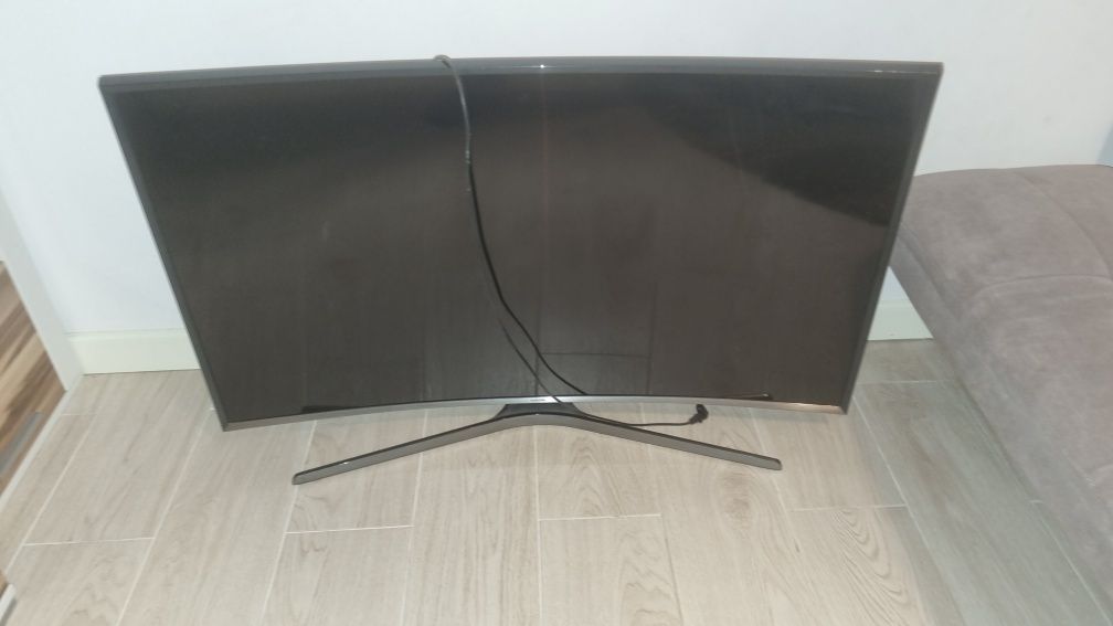 Tv samsung curbat