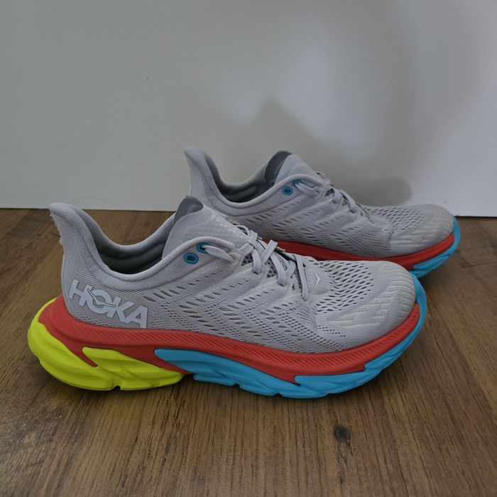 Hoka one one маратонки